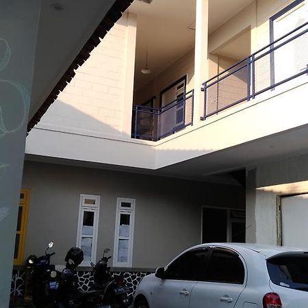 Roemah Kesambi Hotell Cirebon Eksteriør bilde